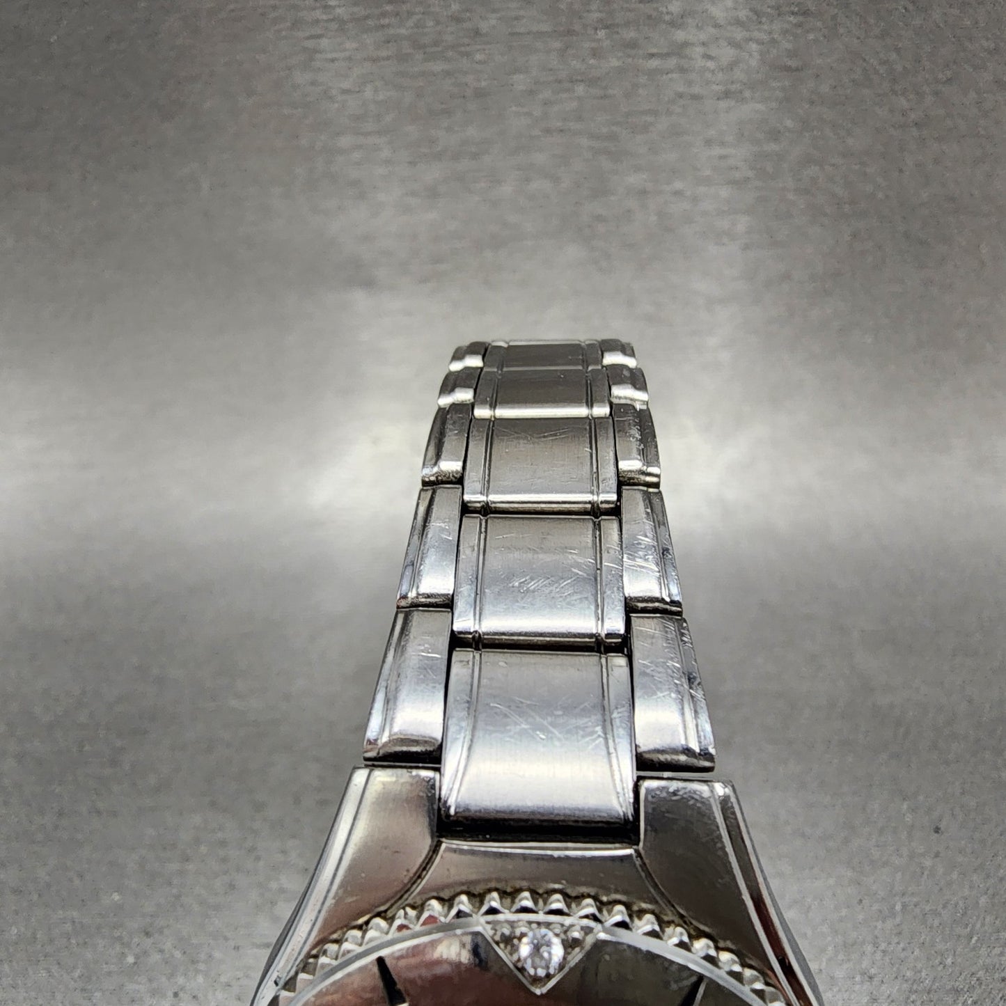 Casio Women Diver Watch Women 33mm Pink Dial Silver Tone Date LTD1035 New Batt4