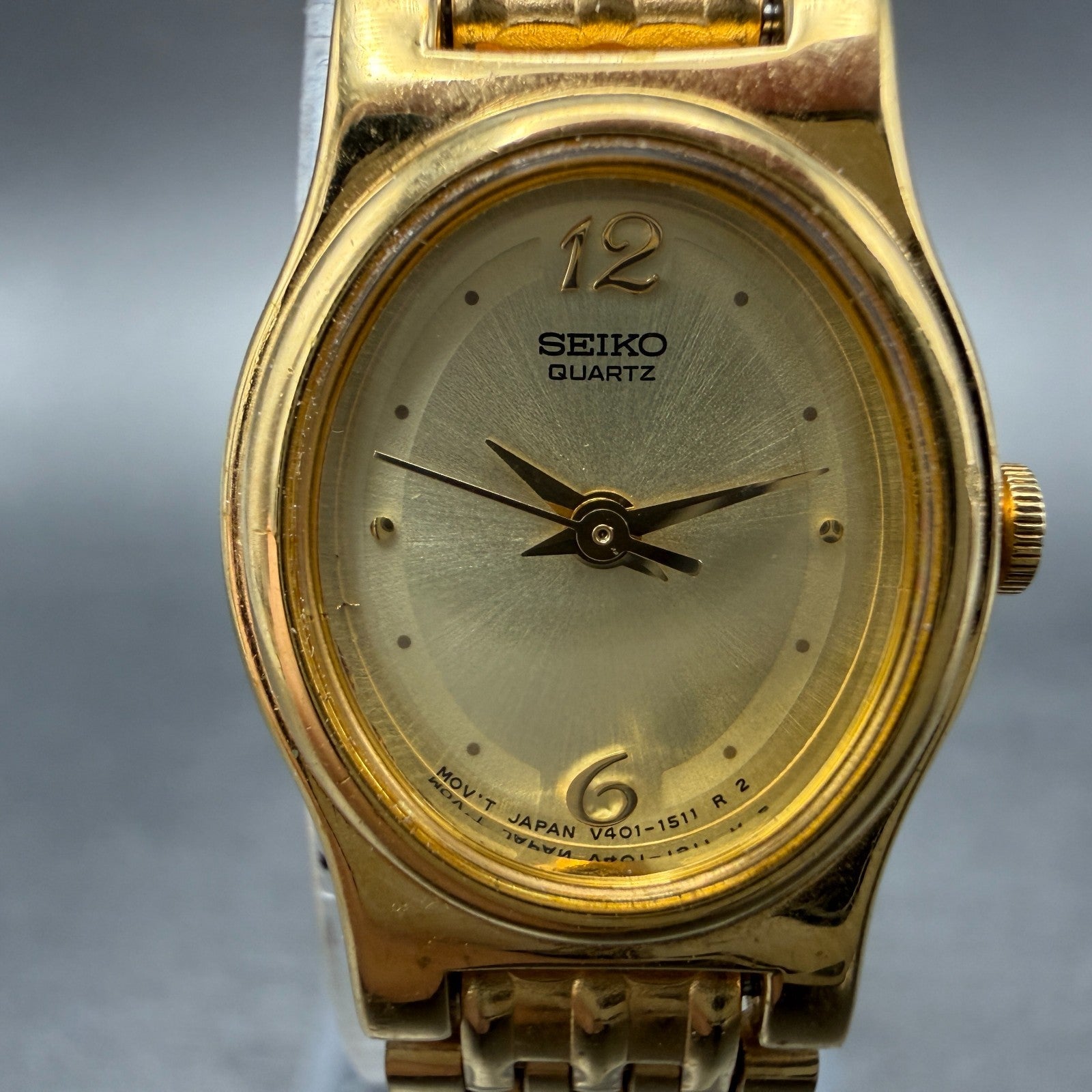 Seiko Watch Women 18mm Gold Dial Gold Tone Oval Vinatge V401-5109 New Battery HB1