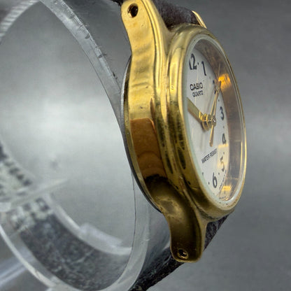 Casio Watch Women 25mm White Dial Gold Tone Round LQ398 New Battery Vintage3