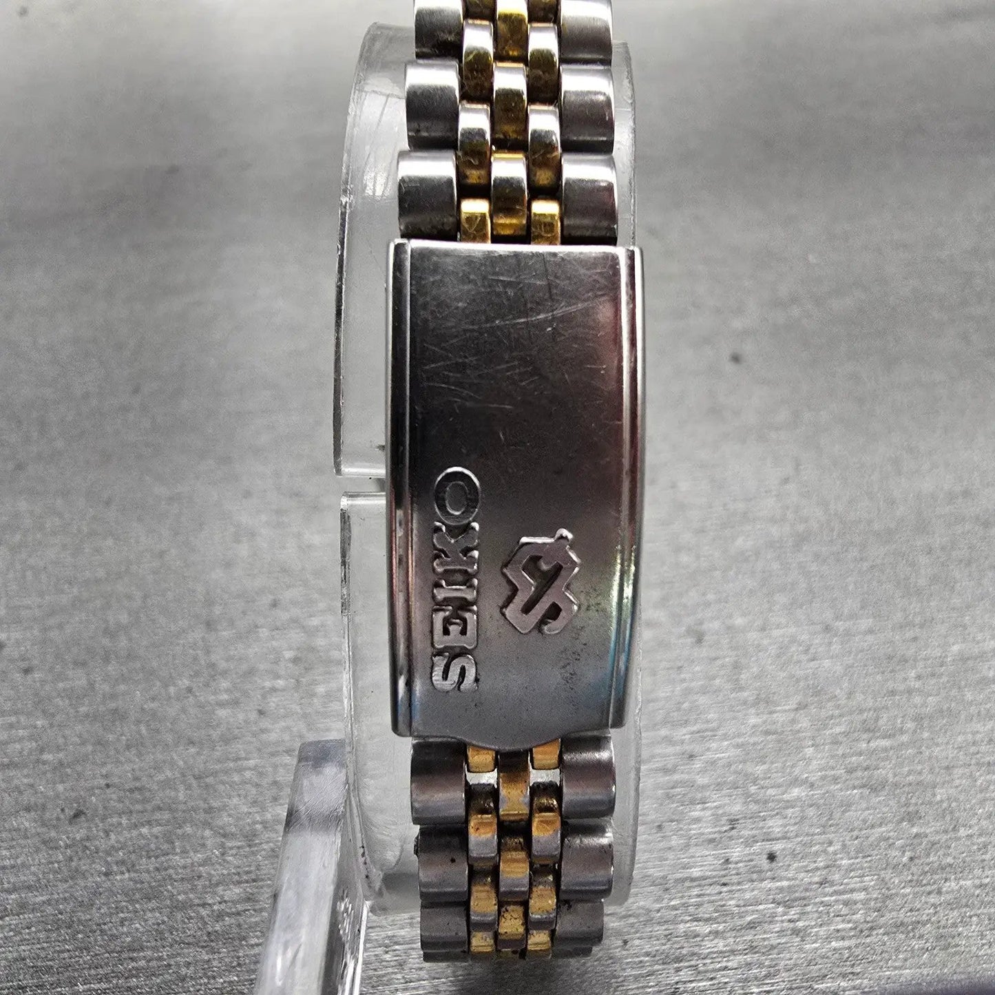 Seiko SQ Watch Women 25mm Blue Dial Two Tone Daydate Round 3Y03-0169 New Battery7