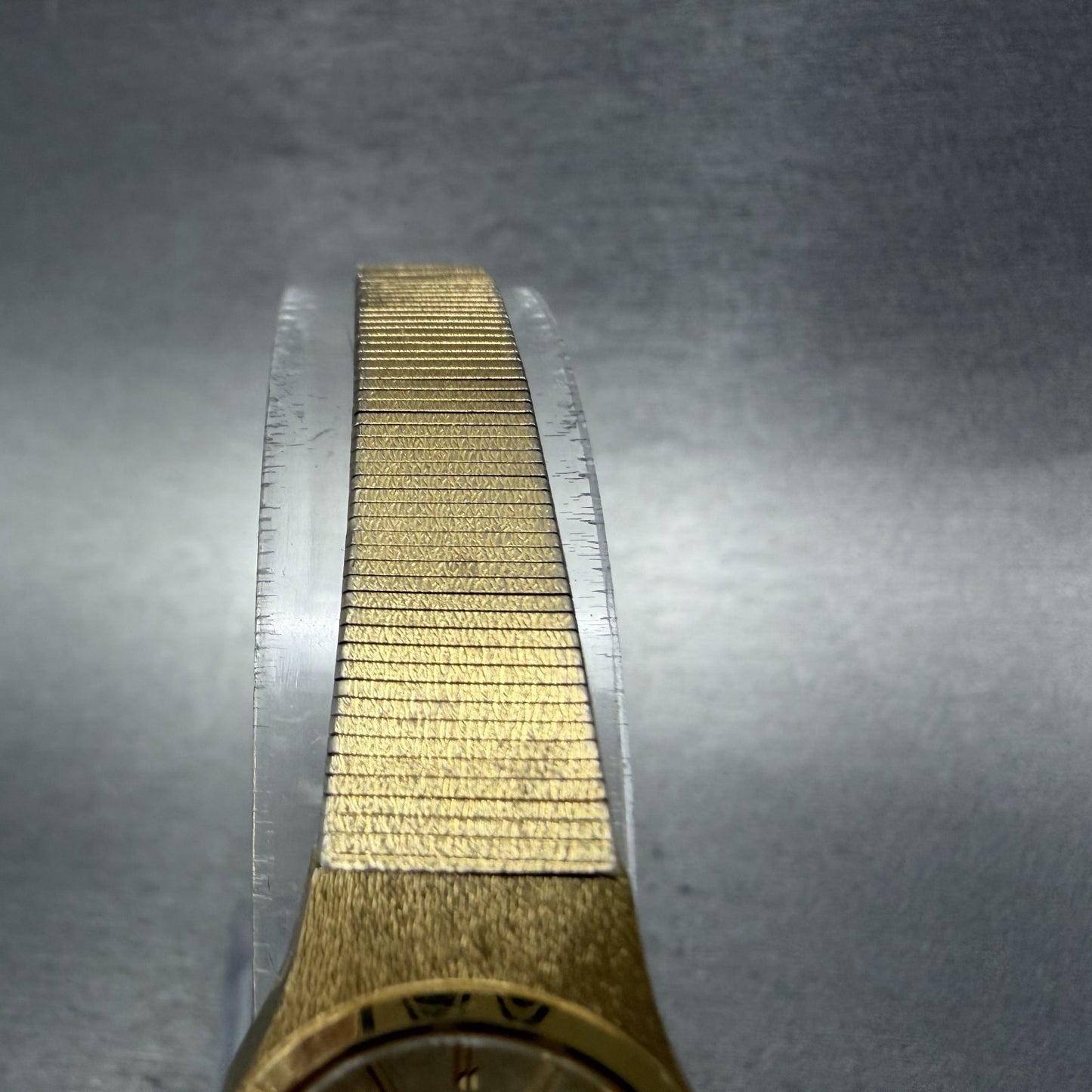Seiko Watch Women 18mm Champagne Dial Gold Tone Round 4n00-0669 New Battery ABC4