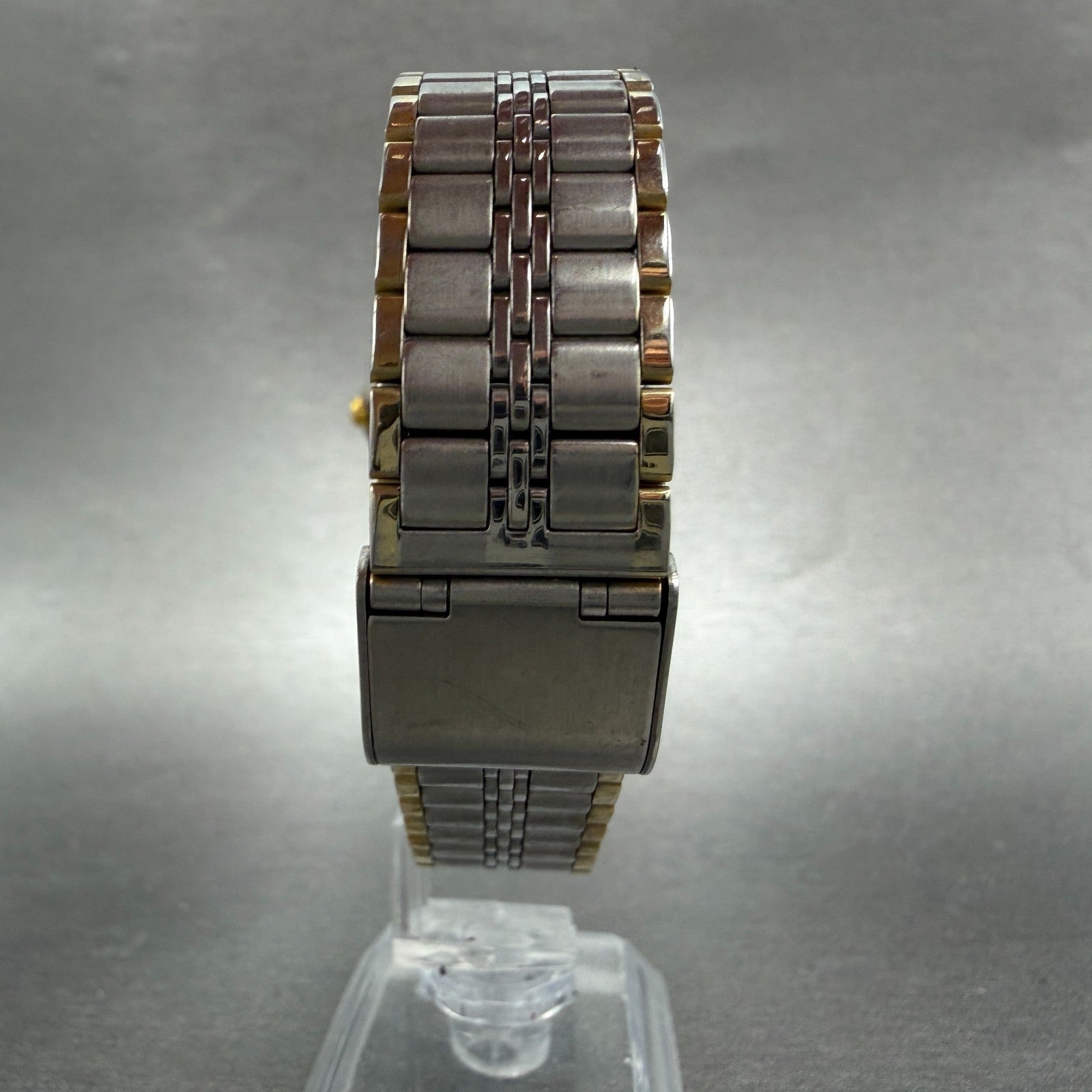 Audi Quattro Watch Unisex 32mm White Dial Two Tone Round New Battery Vintage7