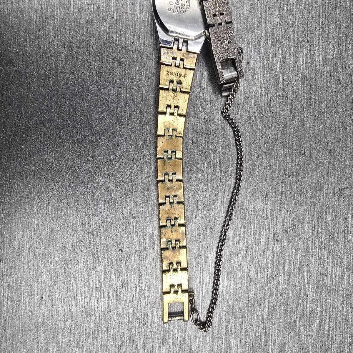 Seiko Watch Women 16mm Silver Dial Silver Tone Oval 7321-5399 New Battery12