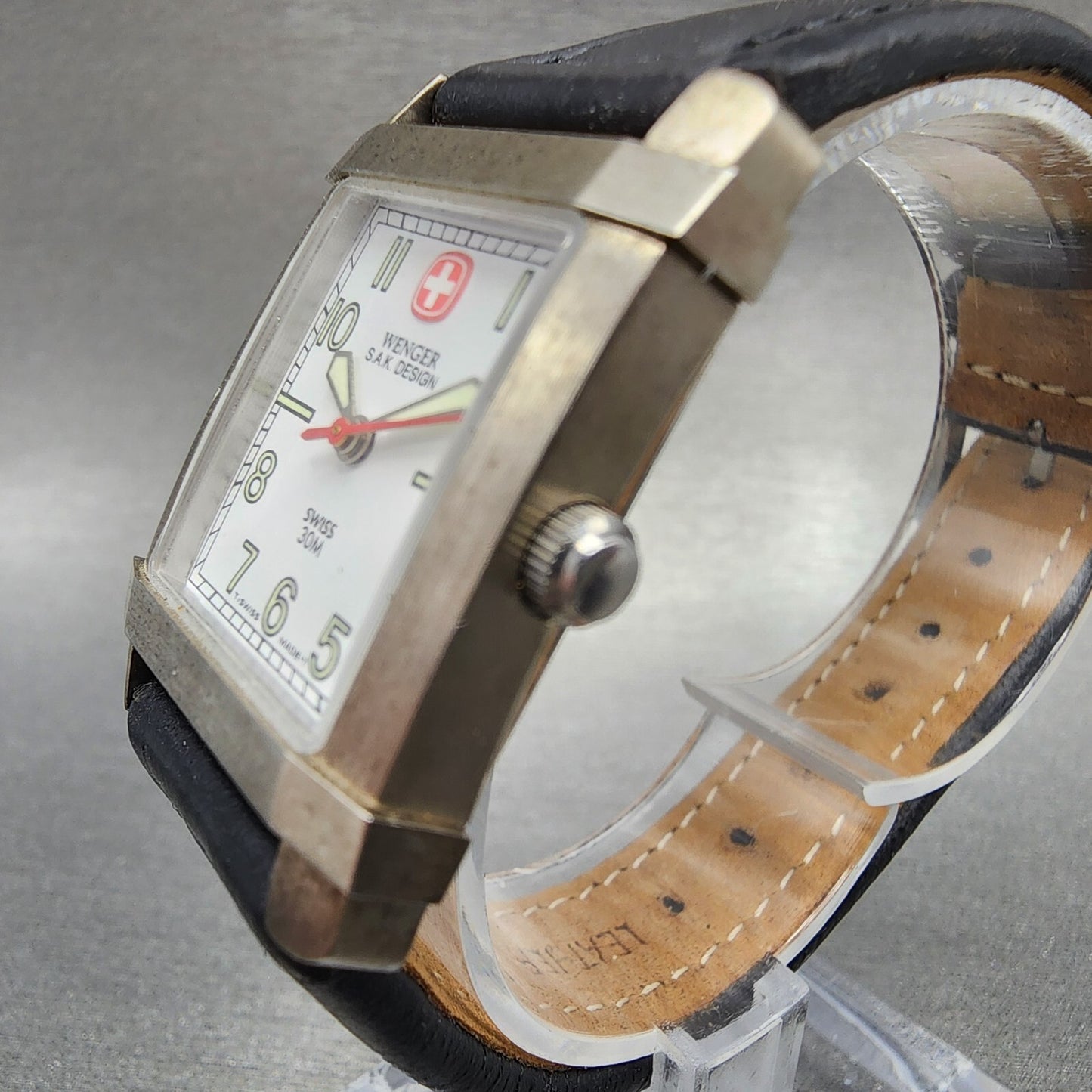 Wenger SAK Tank Watch Women 23mm White Dial Steel Date Rectangle New Battery