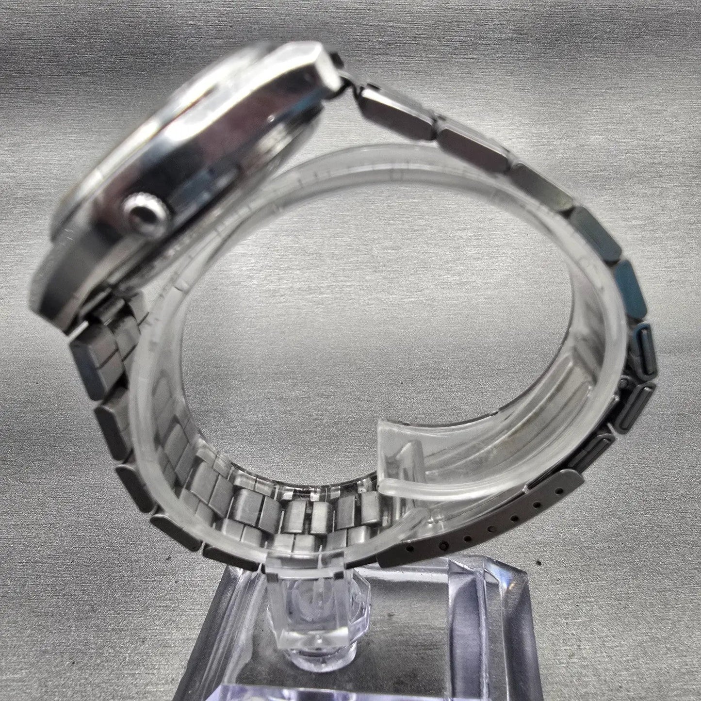 Seiko QT Watch Men 36mm Silver Dial Silver Tone Daydate Round 0823-8000 New Batt6