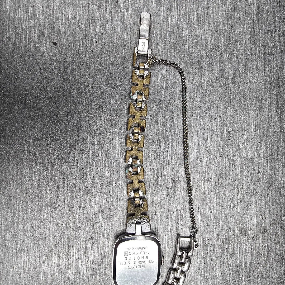 Seiko Watch Women 18mm Silver Dial Silver Tone Rectangle 1400-5190 New Battery11