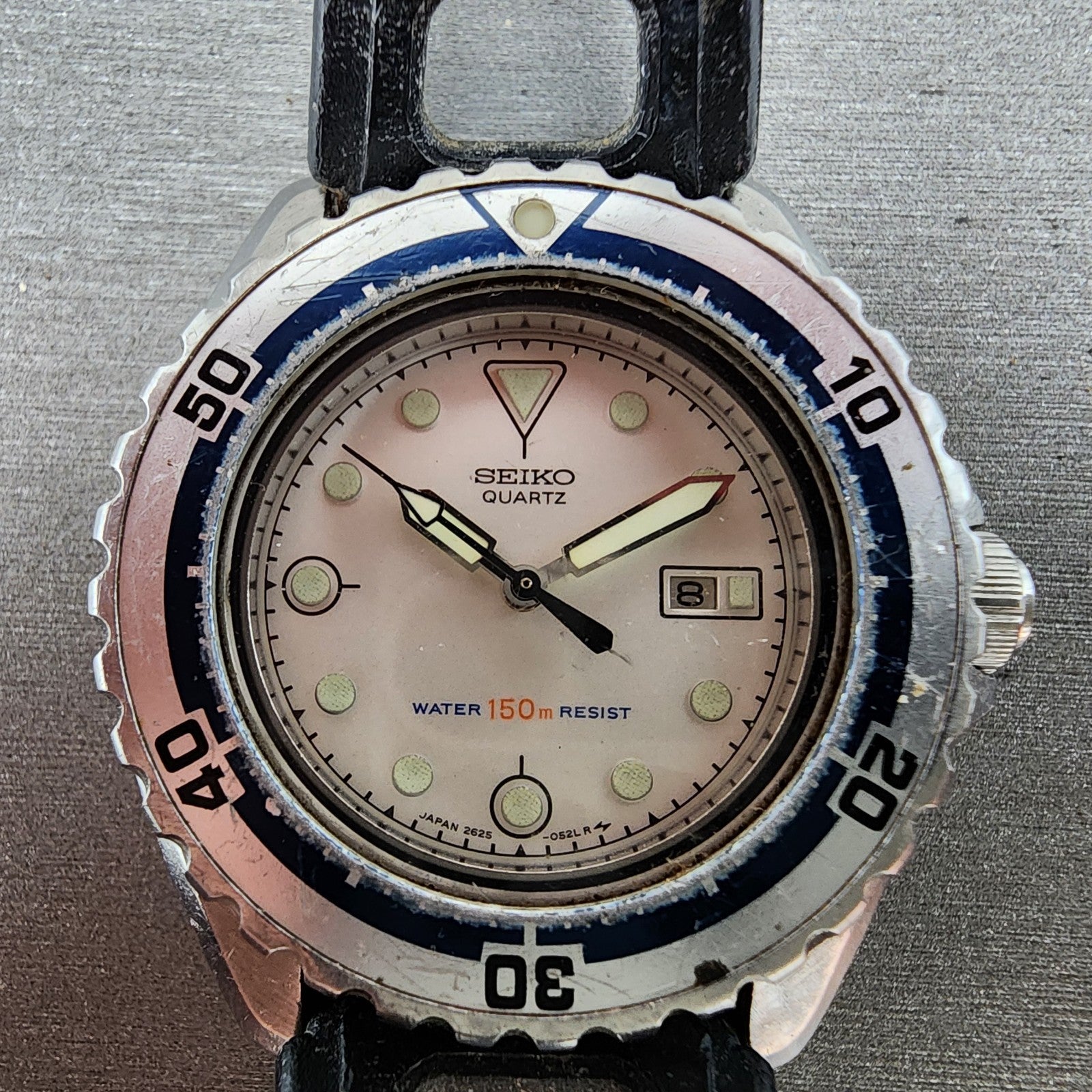 Seiko Dive Watch Women 34mm White Dial Silver Tone Date 26250170 PARTS2