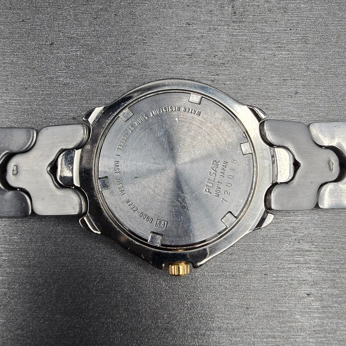 Seiko Pulsar Watch Men 36mm White Dial Two Tone Date Round V732-0060 New Battery10