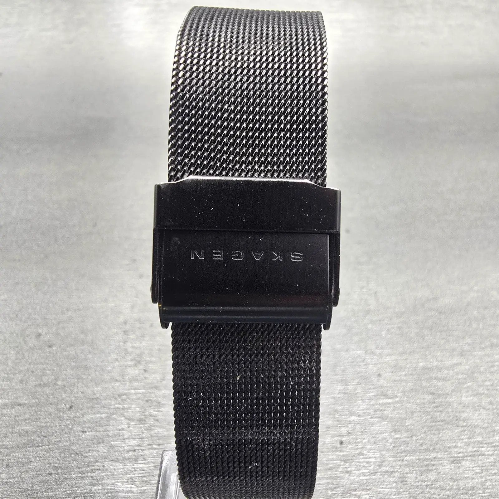 Skagen Denmark Watch Men 34mm Blue Dial Black Tone Titanium 233LTMN New BatteryG7