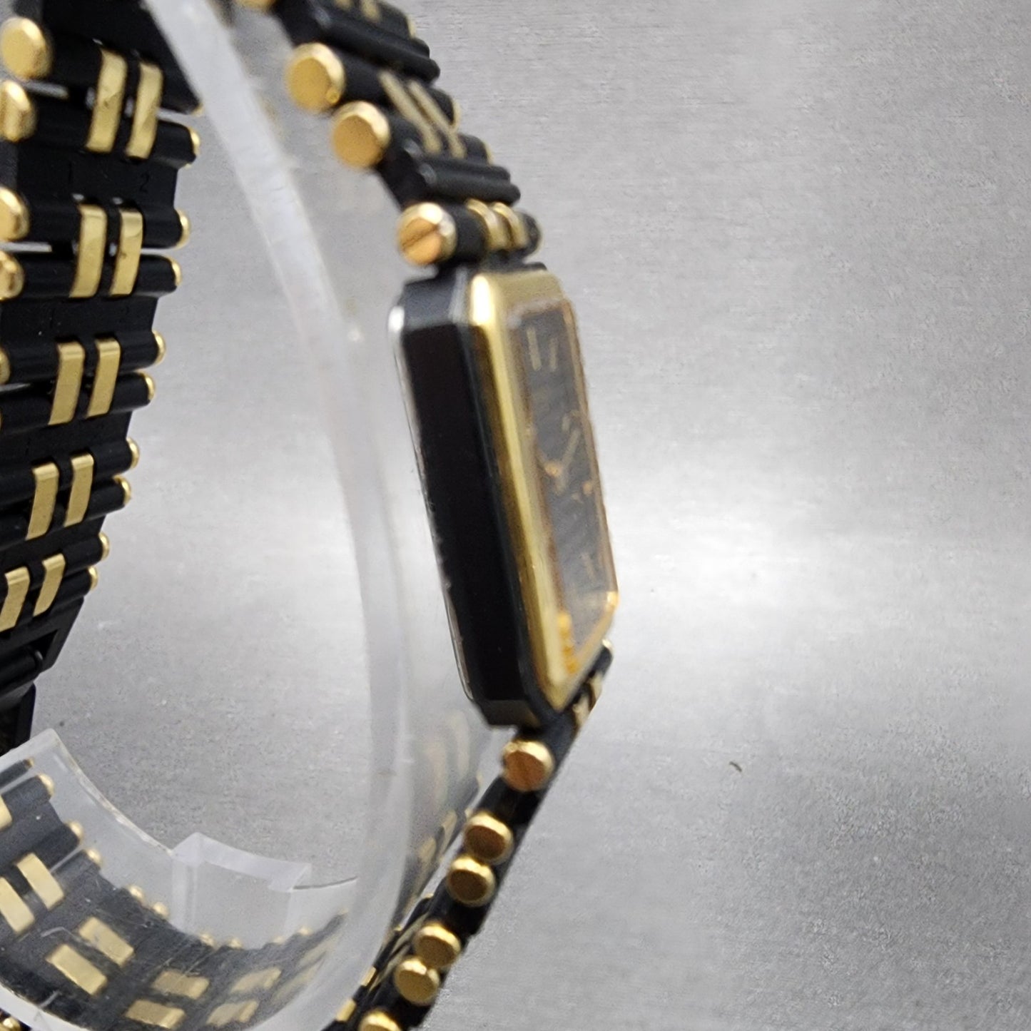 Seiko Tank Watch Women 14mm Black Dial Black & Gold Tone 2e205379 New Battery3