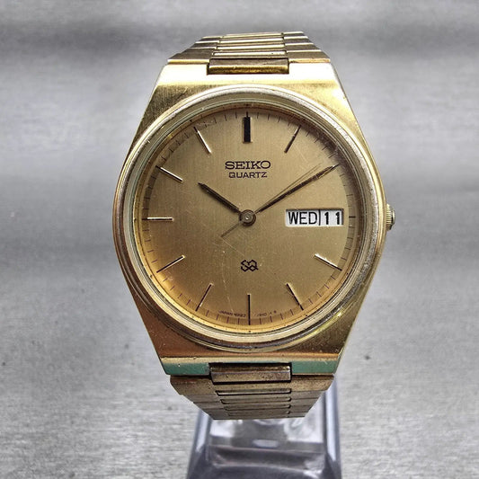 Seiko SQ Watch Men 34mm Gold Dial Gold Tone Daydate Round 8223-7160 New Battery0