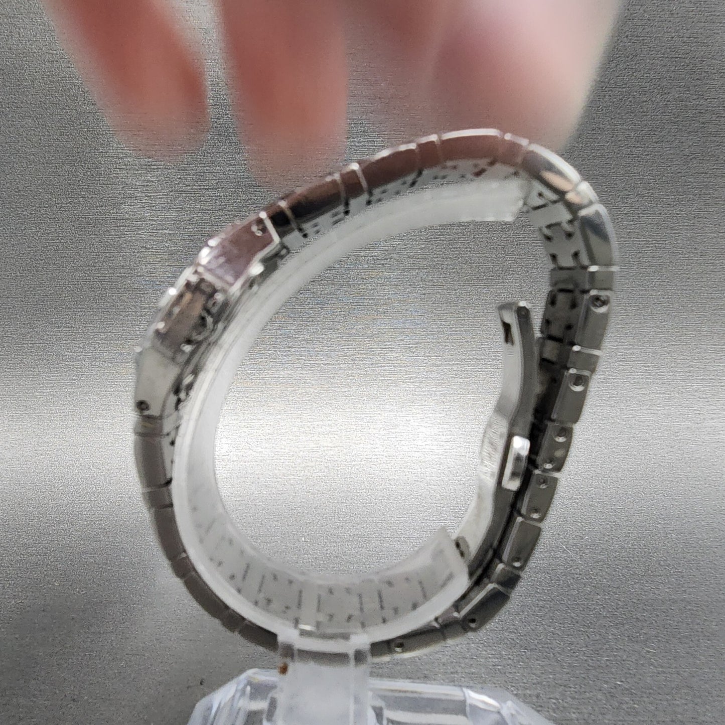 Concord Saratoga Watch Women 25mm White Dial Stainless Steel Date Round New Batt6