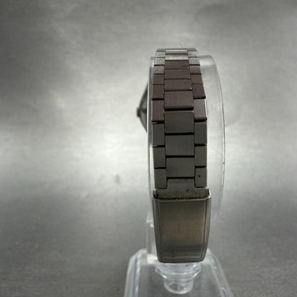 Seiko Watch Women 26mm Black Dial Silver Tone Daydate 2626-0050 New Battery VTG7