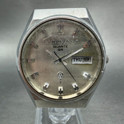 Seiko QR Watch Men 36mm Silver Dial Silver Tone Daydate 3863-8010 New Battery0