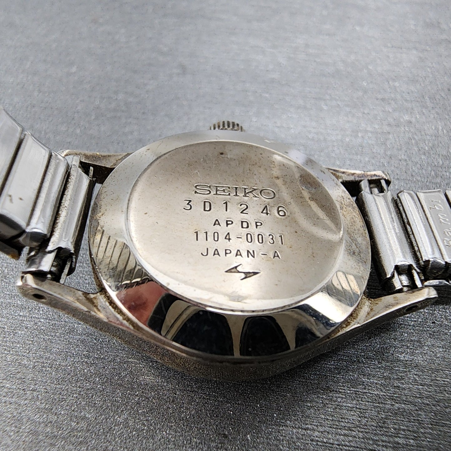 Seiko Watch Women 23mm Silver Dial Silver Tone Manual Wind 11040031 Runs10