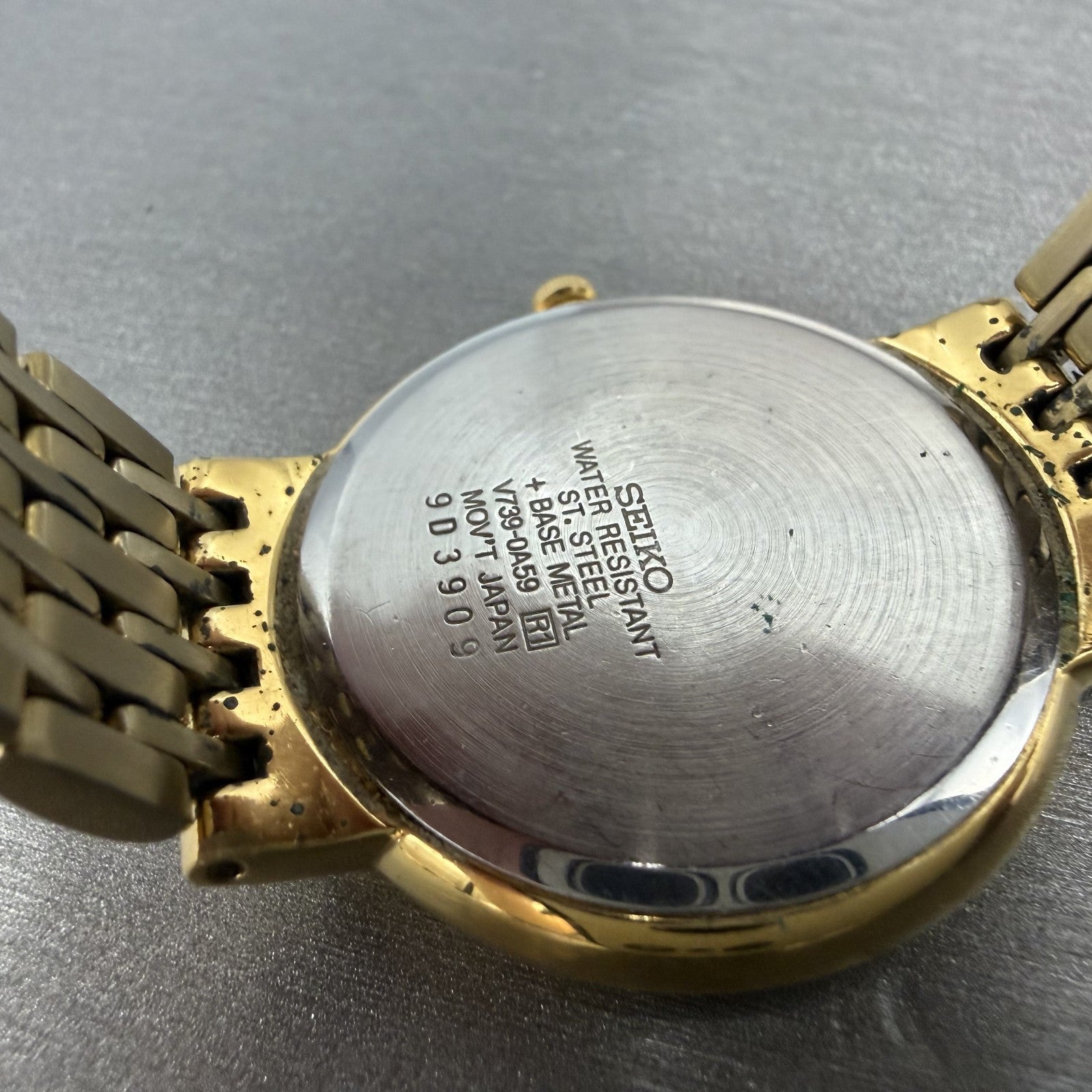 Seiko Watch Men 34mm White Dial Gold Tone Date Round V739-0A59 New Battery9