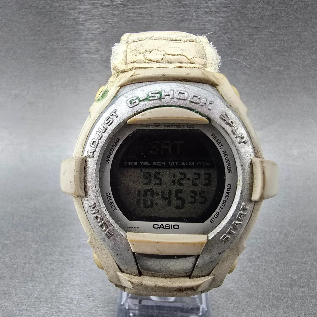 Casio G-Shock G-Cool GT-000 Watch Men 40mm White Silver Alarm Chrono READ Newbat0