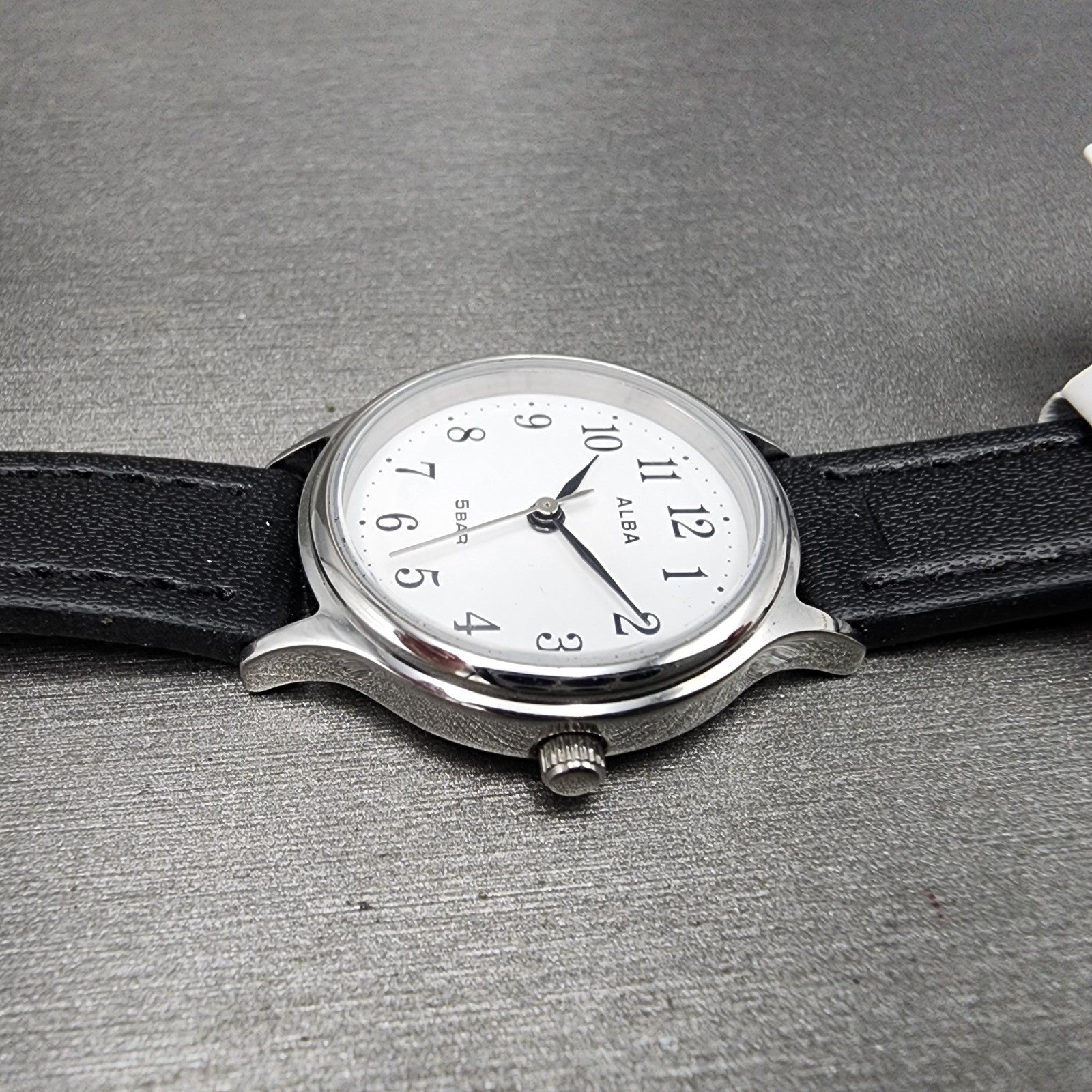 Seiko Alba Watch Women 26mm White Dial Silver Tone Round VJ21KXV0 New Battery3