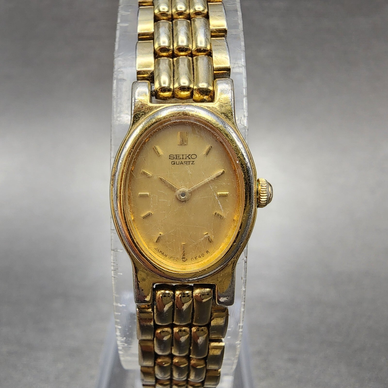 Seiko Watch Women 15mm Gold Dial Gold Tone Oval 1F205B90 New Battery Vintage0