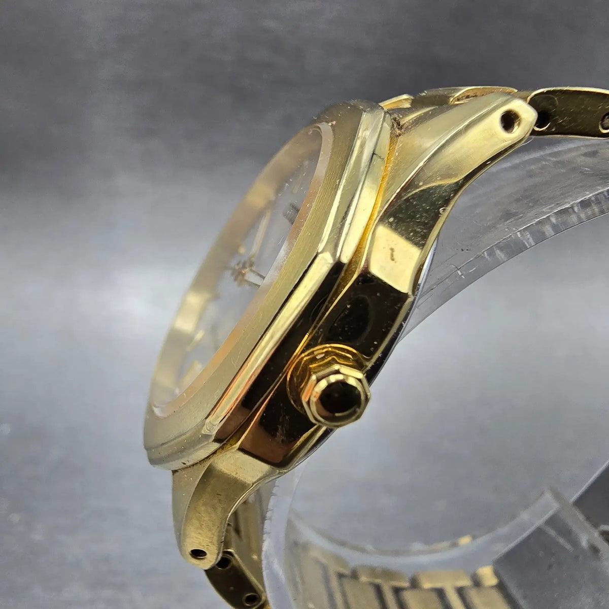 Citizen Eco-Drive Corso Watch Women 30mm Silver Dial Gold Date EW2582-59A Runs2
