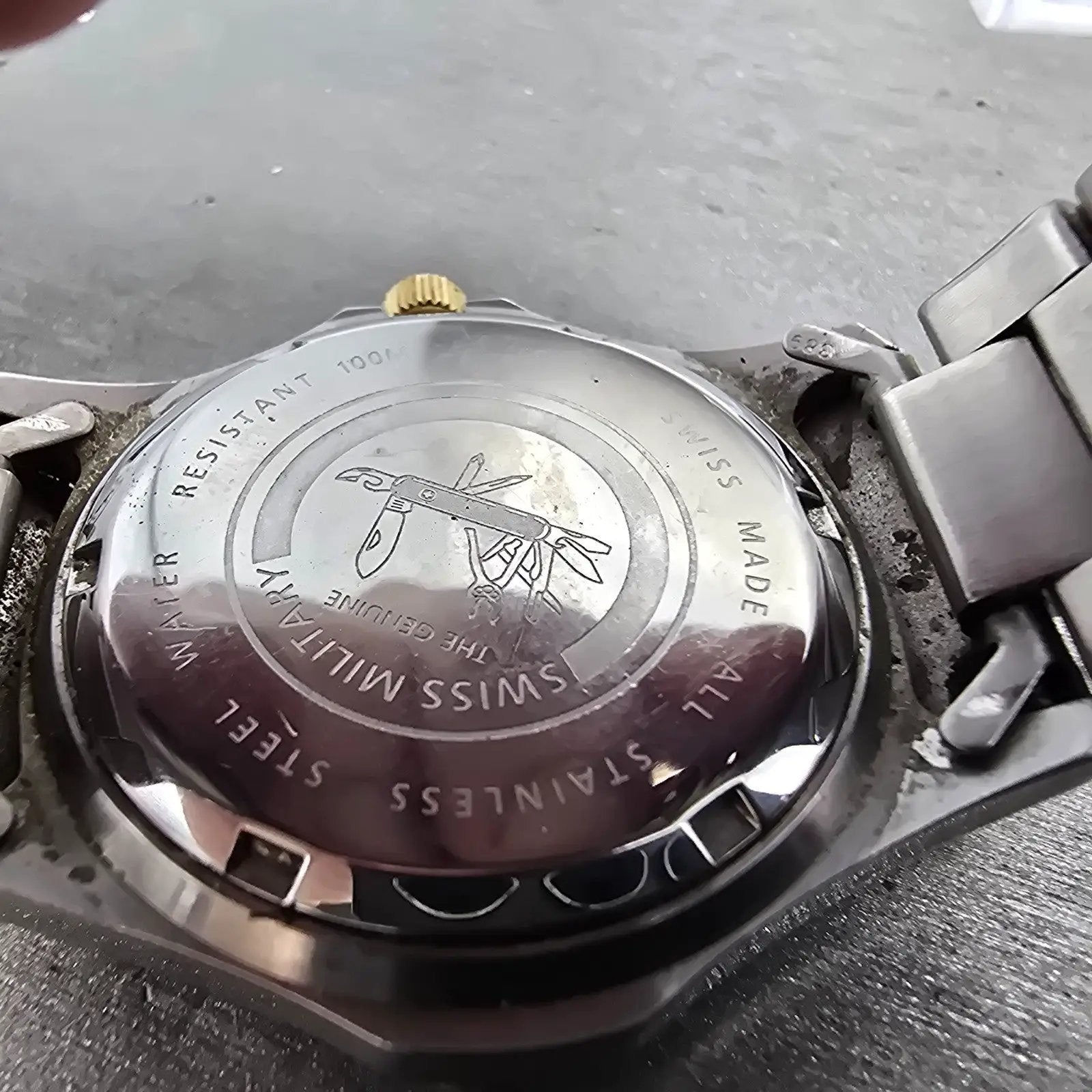 Wenger Swiss Military Watch Men 38mm Silver Dial Two Tone Date 79051 PARTS10