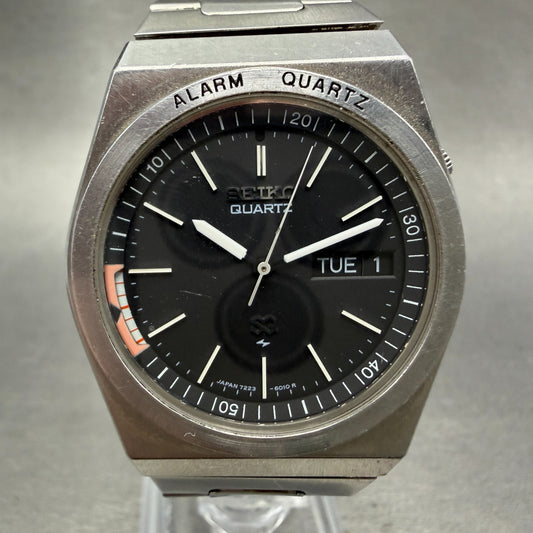 Seiko SQ Alarm Watch Men 36mm Black Dial Silver Tone Daydate 7223-6019 New Batt0