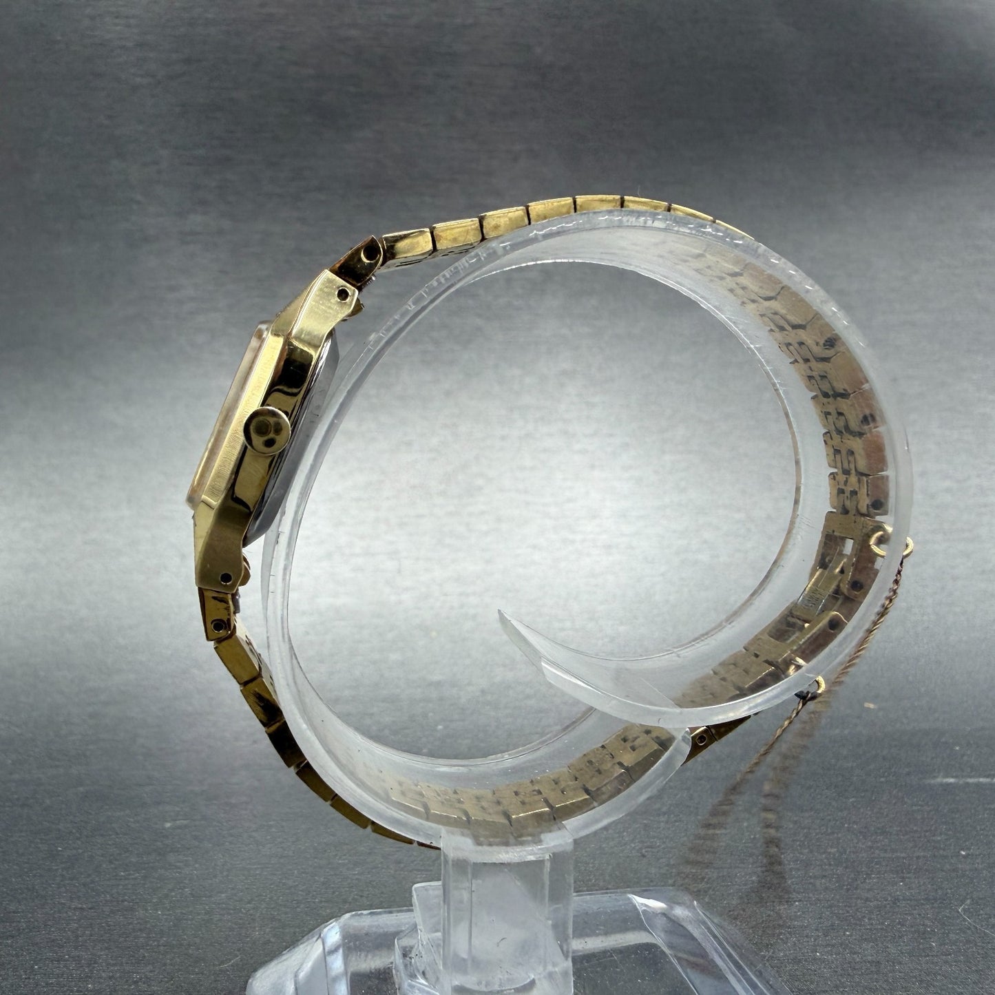 Seiko Tank Watch Women 17mm Gold Dial Gold Tone Rectangle 1400-7399 New Battery6