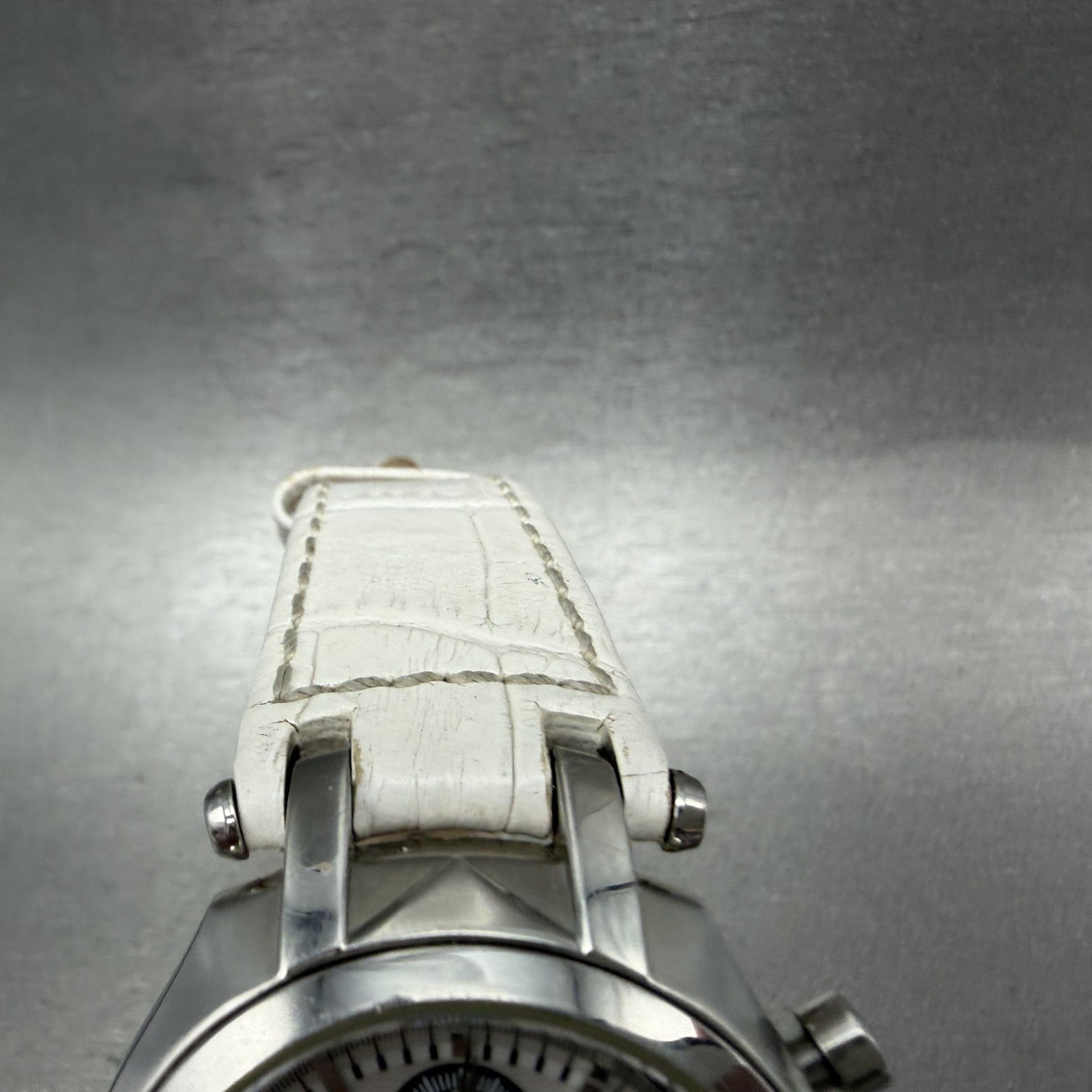 Michael Kors Chronograph Watch Women 36mm White Dial Silver Tone date New BattAB4