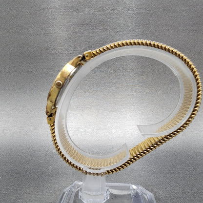 VTG Seiko Watch Women 22mm Champagne Dial Gold Tone Oval 23205290 New Battery6