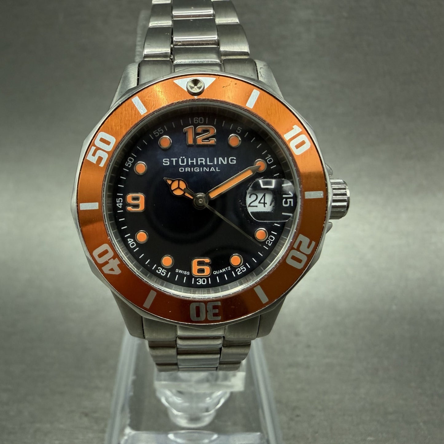 Stührling Lady Clipper Watch 29mm MOP Dial Steel Date Round New Battery0