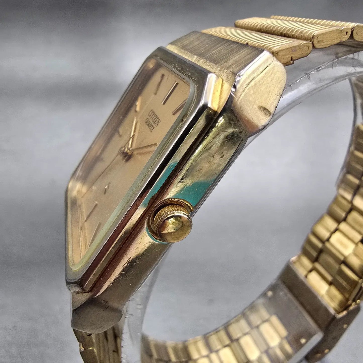 Citizen CQ Watch Men 27mm Gold Dial Gold Tone Rectangle 4031-986351 New Battery2