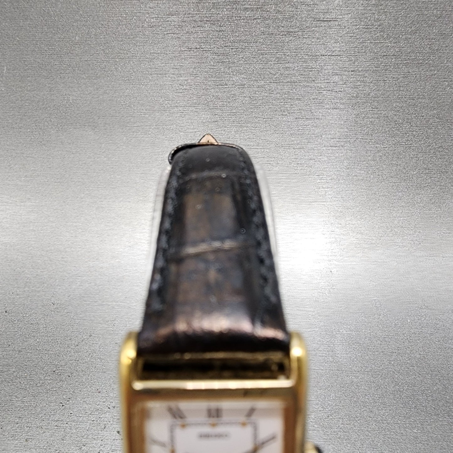 Seiko Tank Watch Women 18mm White Dial Gold Tone Rectangle 1n010lk0 New Battery4