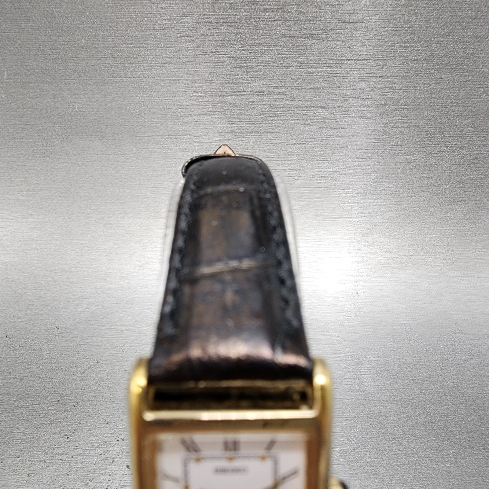 Seiko Tank Watch Women 18mm White Dial Gold Tone Rectangle 1n010lk0 New Battery4