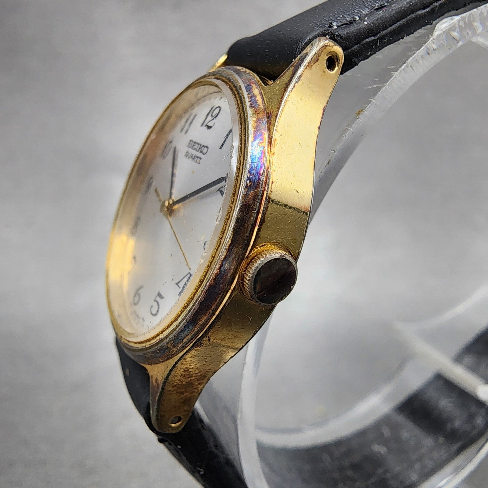 Seiko Watch Women 25mm Silver Dial Gold Tone Round 26210130 New Battery2