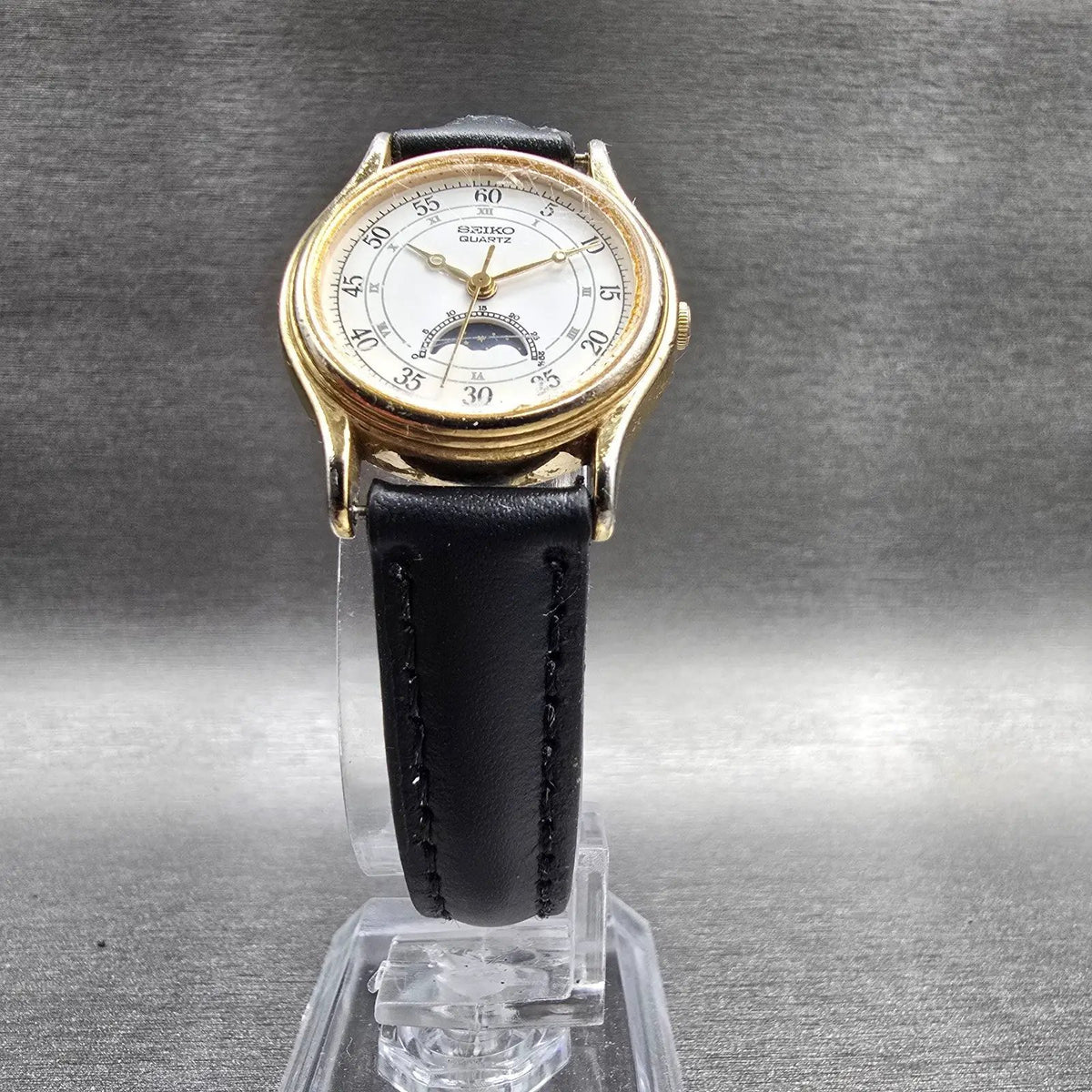 Seiko Moon Phase Watch Women 24mm White Dial Gold Round 4K22-0049 New Battery JP5