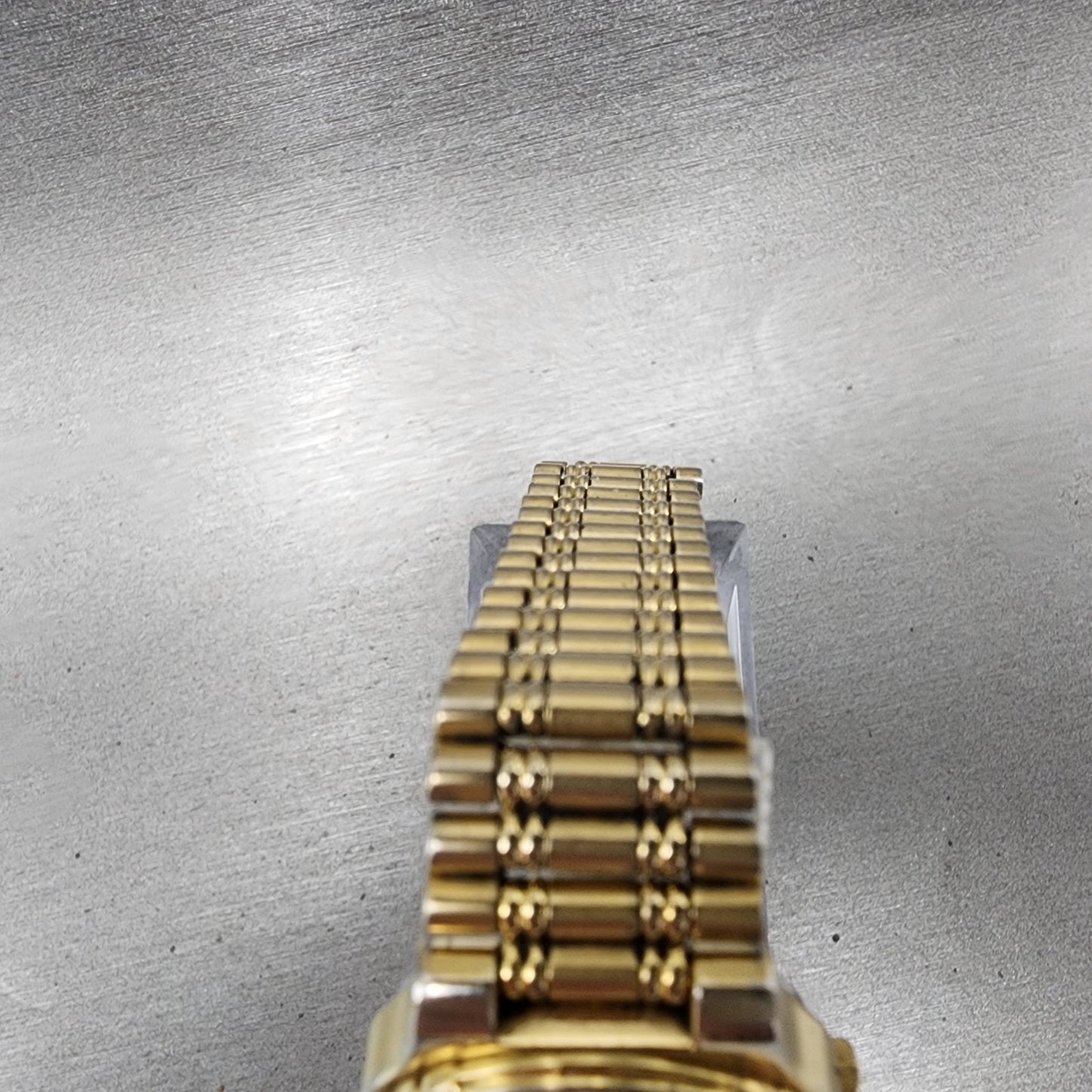 Seiko Moonphase Watch Women 24mm White Dial Gold Tone 4K220069 New Battery5
