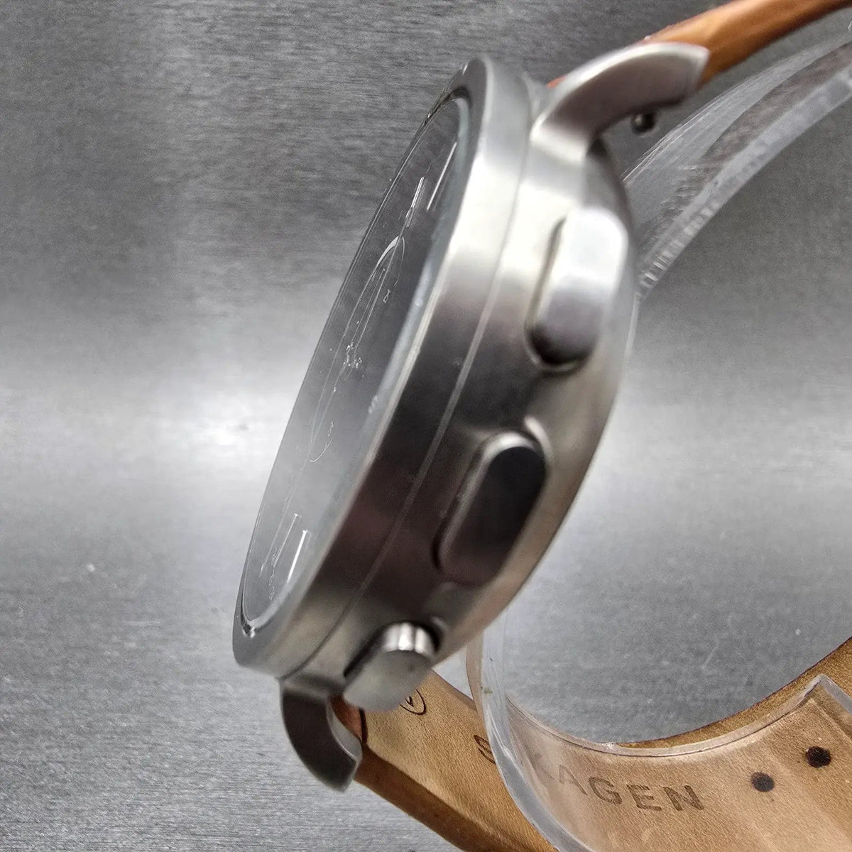 Skagen Connected Watch Men 42mm Gray Dial Silver Tone SKT1104 New Battery2
