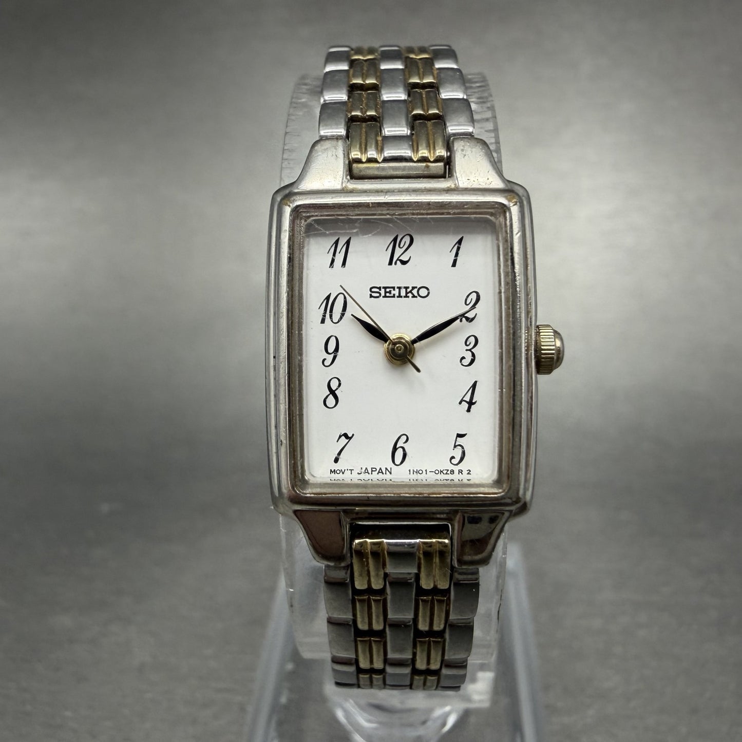 Seiko Tank Watch Women 16mm White Dial Two Tone Rectangle 1N01-0FH0 New Battery0