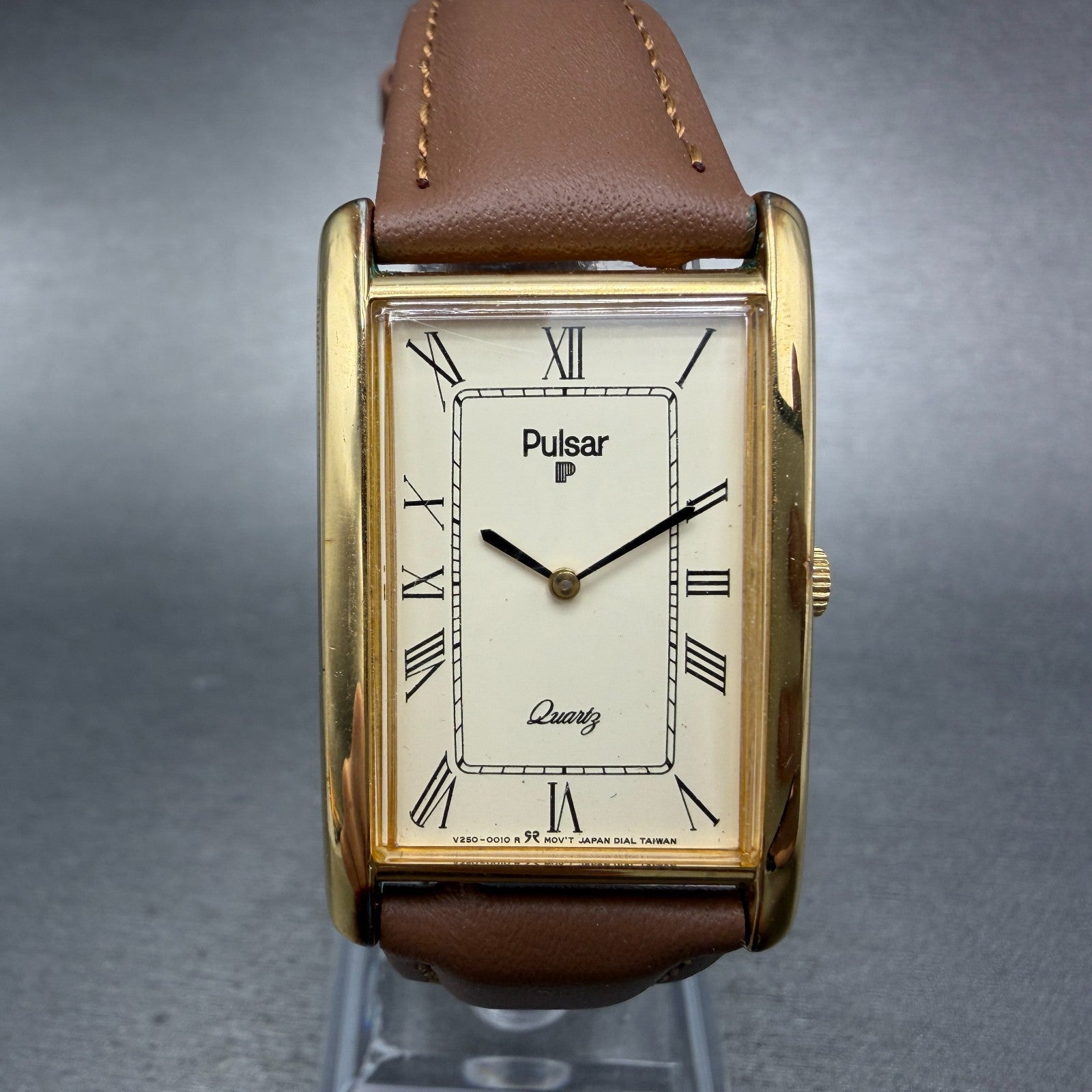 Seiko Pulsar Tank Watch Men 24mm Cream Dial Gild Tone V250-5000 New Battery VTG0