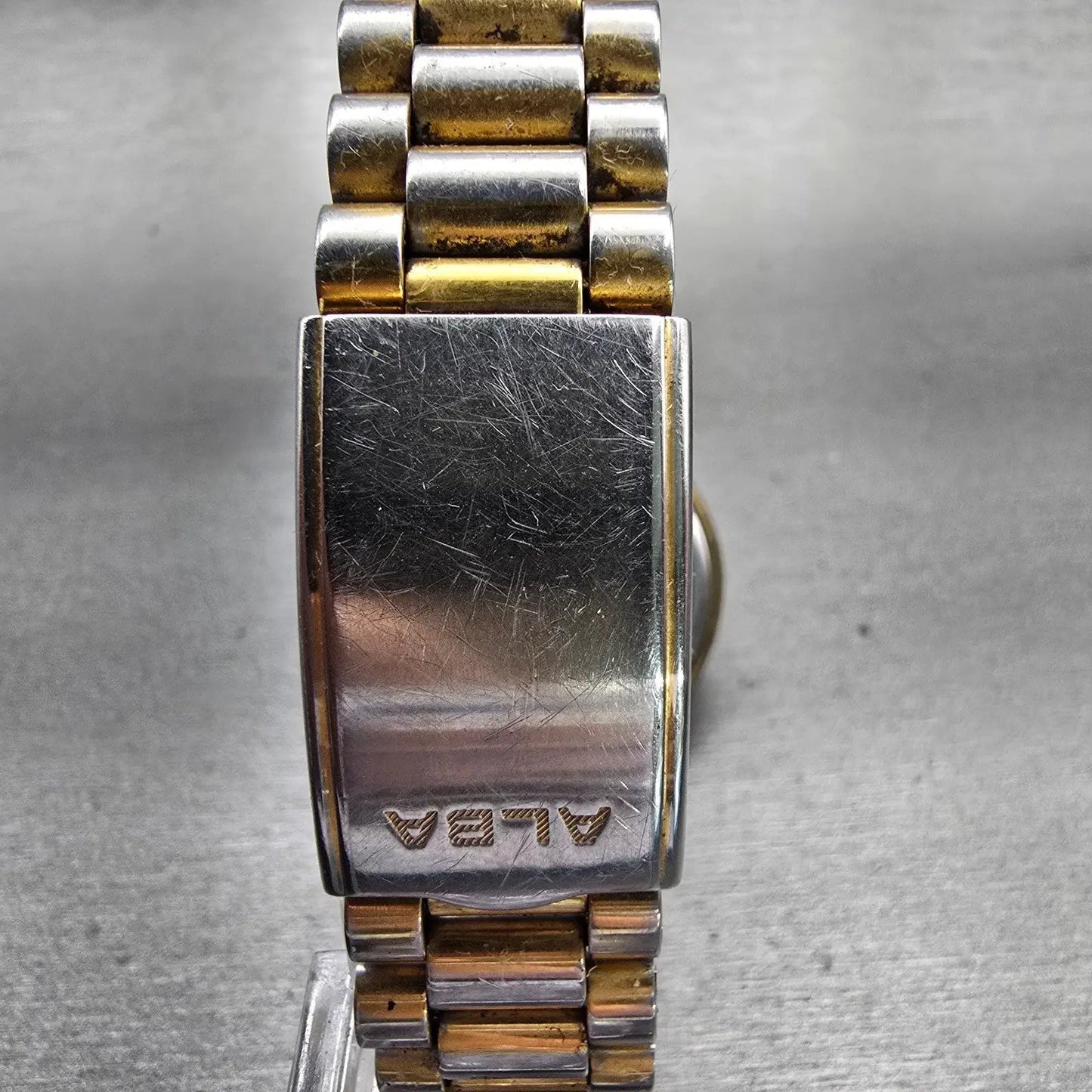 Seiko Alba Watch Men 35mm Champagne Dial Two Tone Daydate V733-7A70 New Battery7