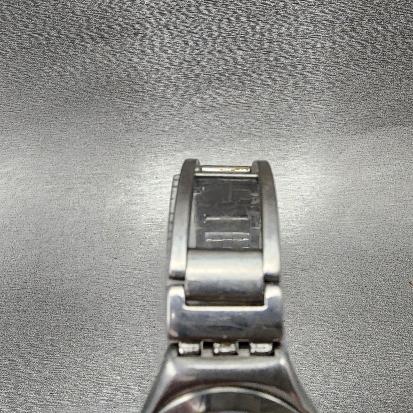 Swatch Irony Watch Women 26mm Black Dial Silver Tone Round New Battery VTG4