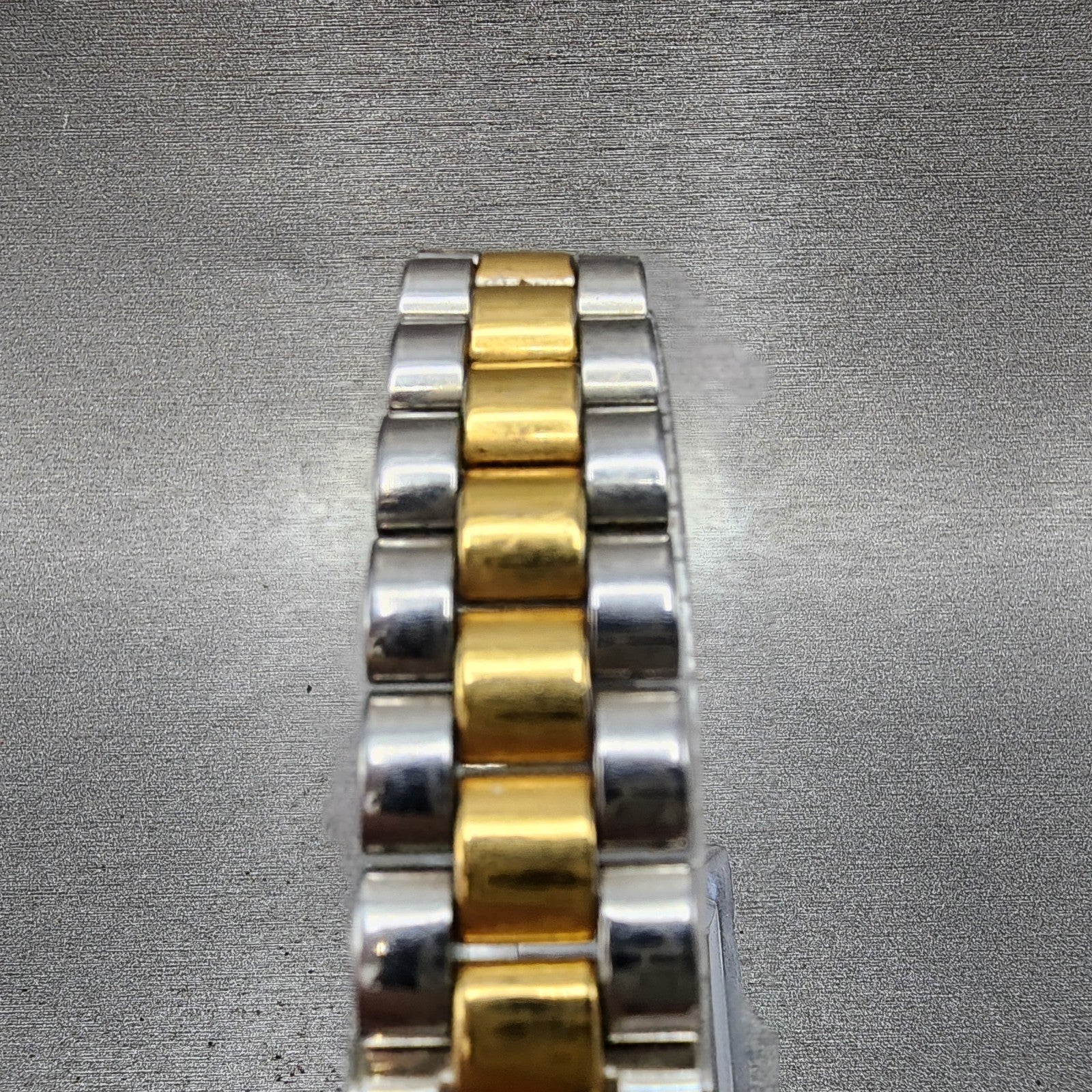 Seiko Creo Tank Watch Women 15mm Champagne Dial Two Tone 1e206250 New Battery4