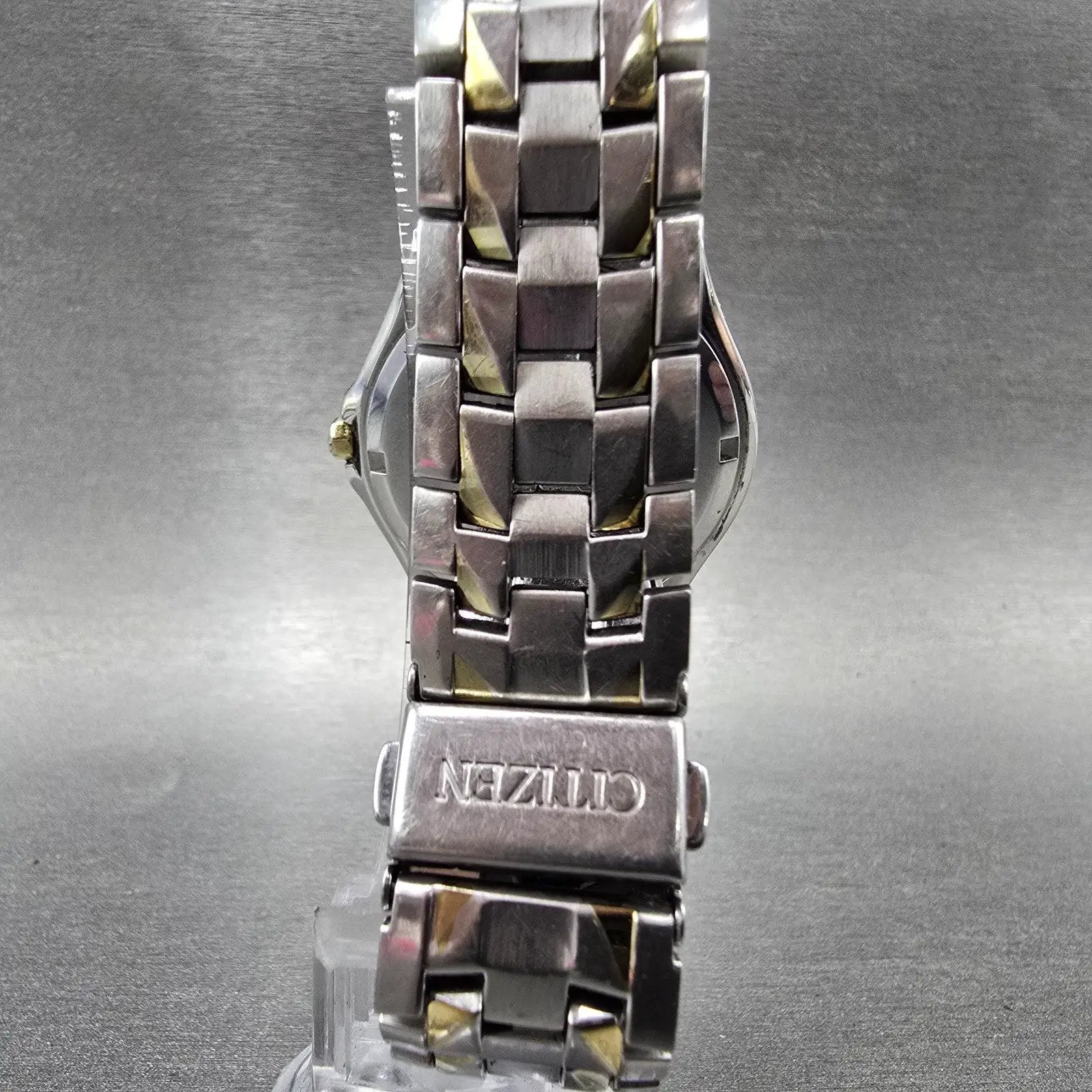 Citizen Eco-Drive Watch Men 38mm White Dial Two Tone Date E111-S049521 Runs7