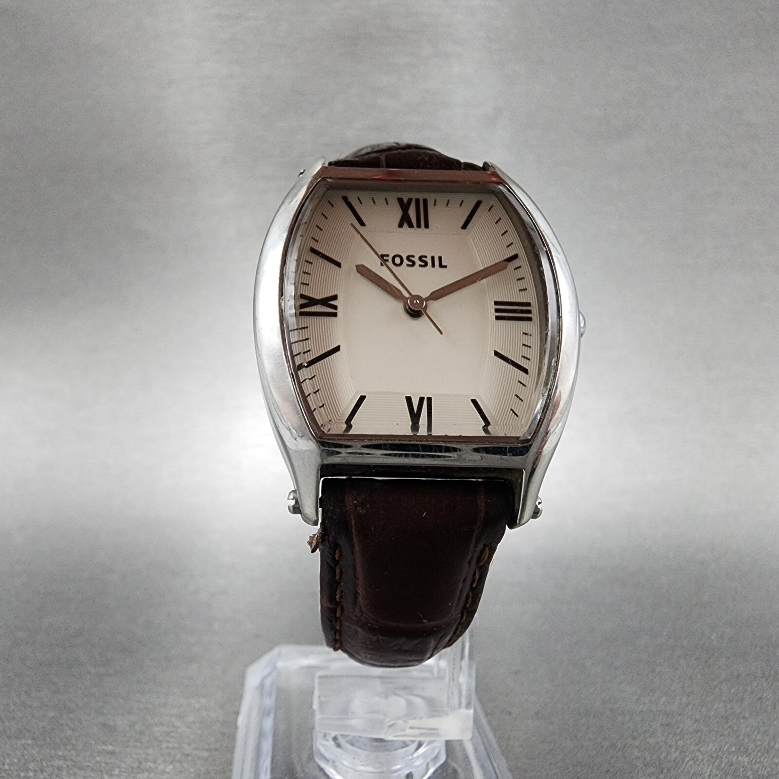 Fossil Watch Women 28mm White Dial Stainless Steel Tonneau ES3122 New Battery5