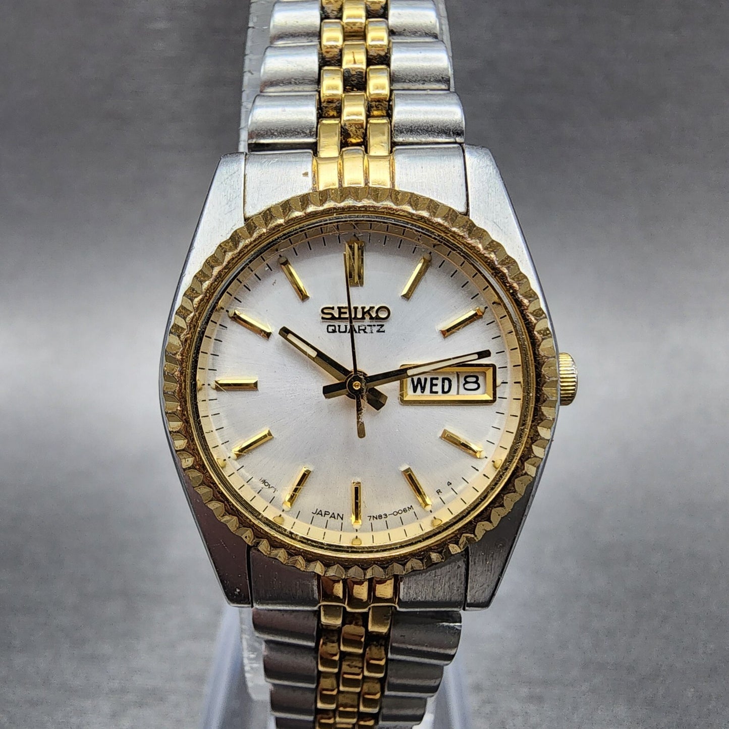 Seiko Watch Women 24mm White Dial Two Tone Daydate Round 7N830041 New Batt B1230