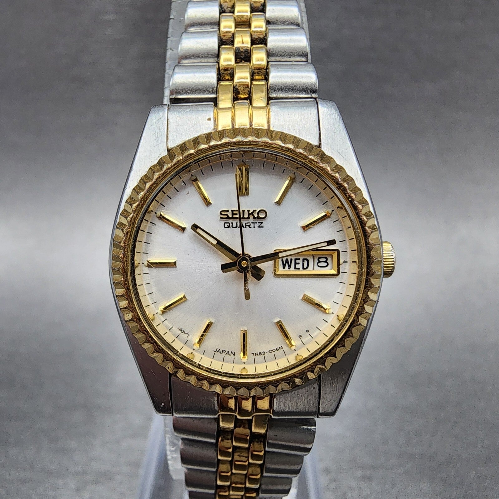 Seiko Watch Women 24mm White Dial Two Tone Daydate Round 7N830041 New Batt B1230