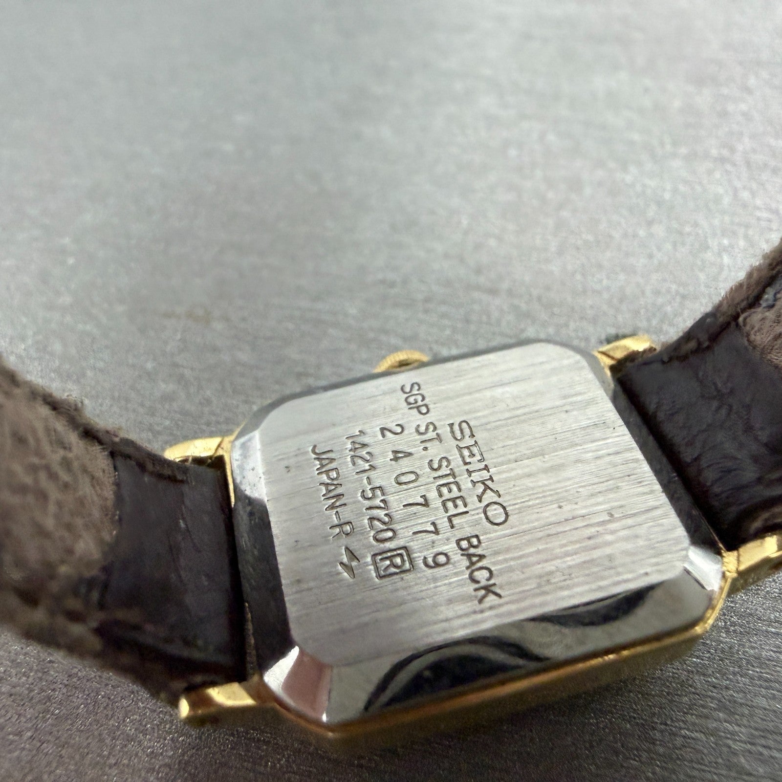 Seiko Tank Watch Women 19mm Champagne Dial Gold Tone 1421-5720 New Battery VTG9