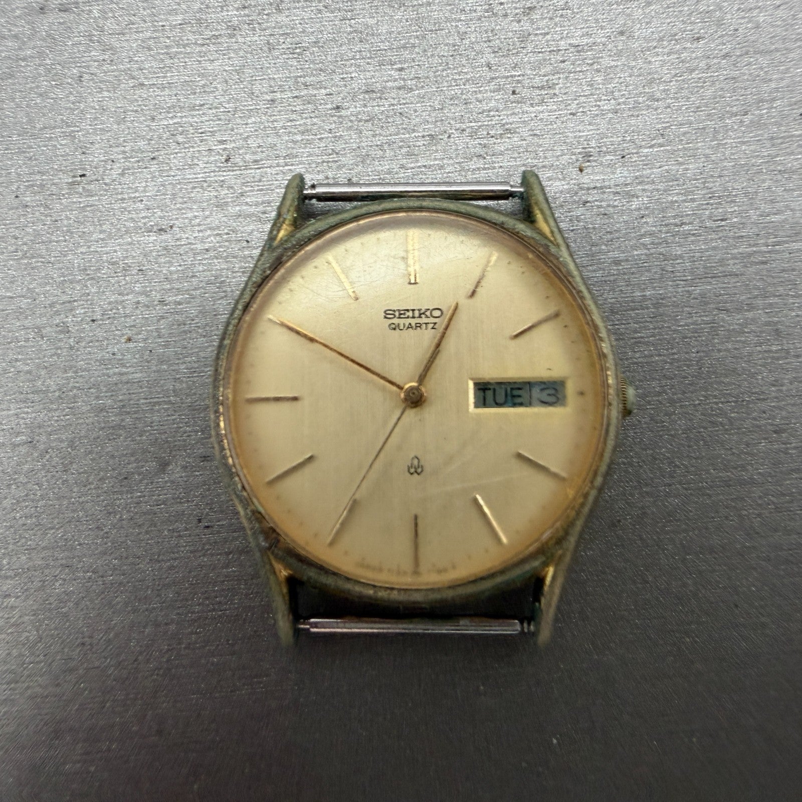 Seiko Watch Men 31mm Champagne Dial Gold Tone Daydate Round 7123-7090 PARTS0
