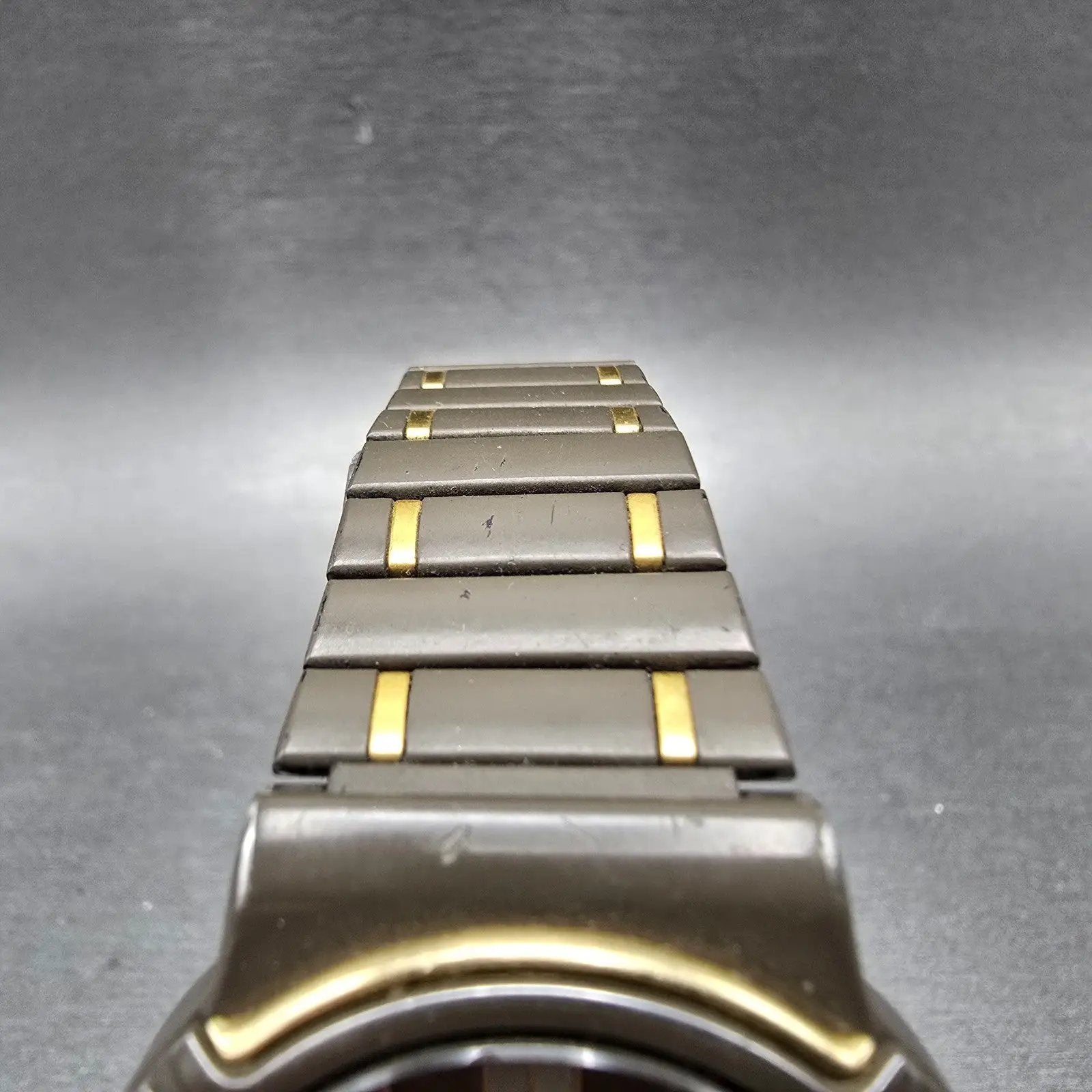 Seiko SQ Sports 150 Watch Men 36mm Gray Dial Two Tone Daydate 5H23-6219 PARTS HU5