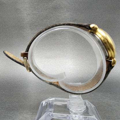 Pulsar Watch Women 29mm Cream Dial Gold Tone Date Round V8210350 New Battery8